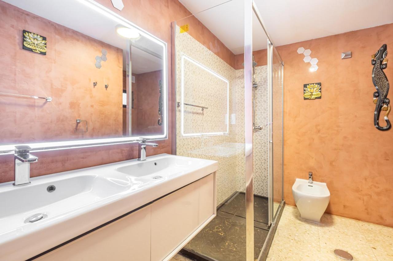 Lux Center 5-D Διαμέρισμα Μπένιντορμ Εξωτερικό φωτογραφία